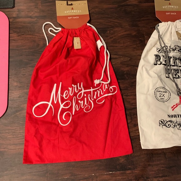 All NWT except one which is NWOT never used all XL Xmas sacks - Picture 3 of 5